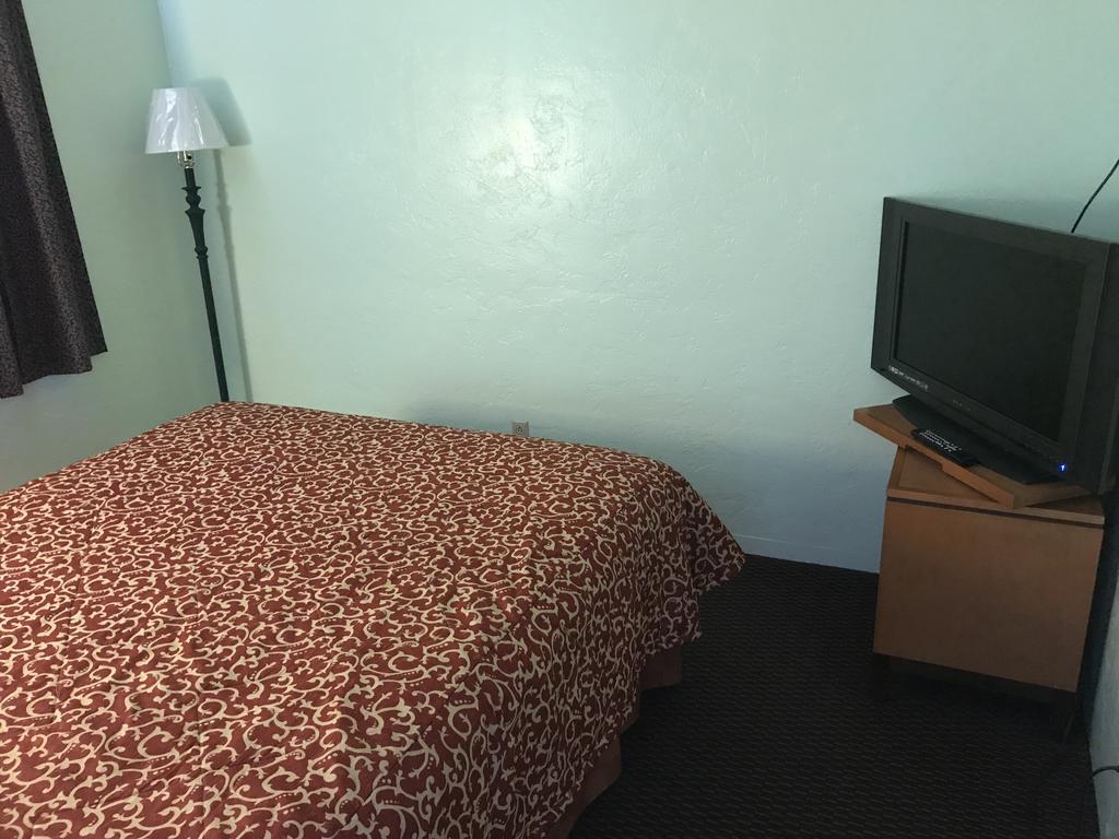 Klamath Motor Lodge Yreka Extérieur photo